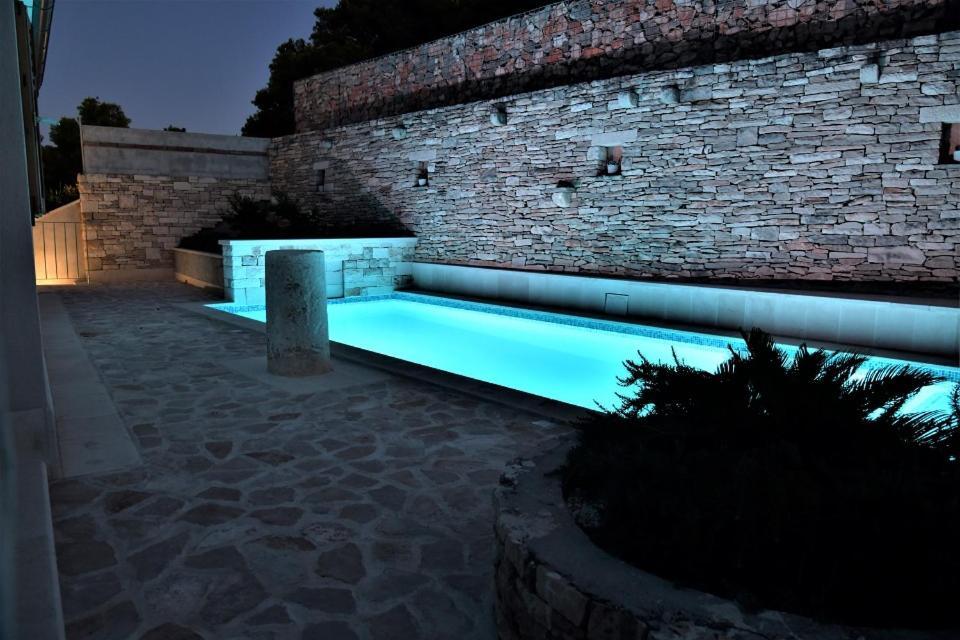 סופטאר Villa Aries מראה חיצוני תמונה