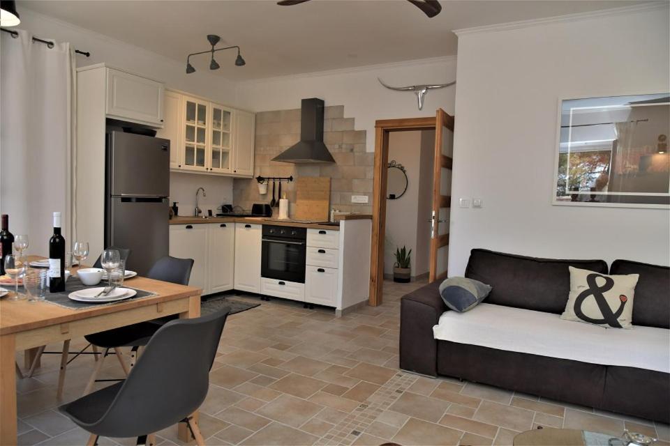 סופטאר Villa Aries מראה חיצוני תמונה