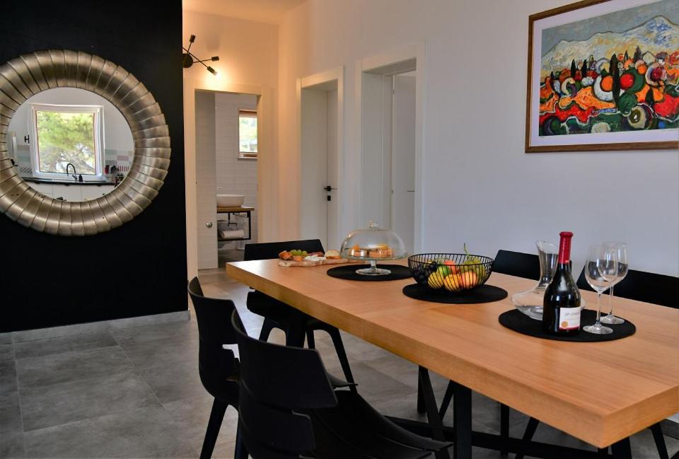 סופטאר Villa Aries מראה חיצוני תמונה