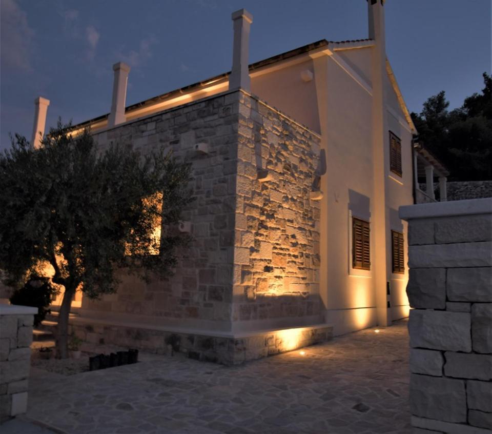 סופטאר Villa Aries מראה חיצוני תמונה